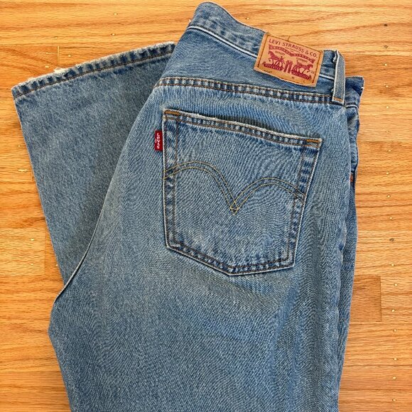 Women's Levi 501 JEANS OXNARD ATHENS PUSHE DENIM JEANS - Picture 1 of 11